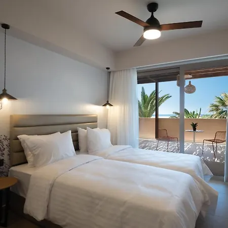 Light House Boutique *