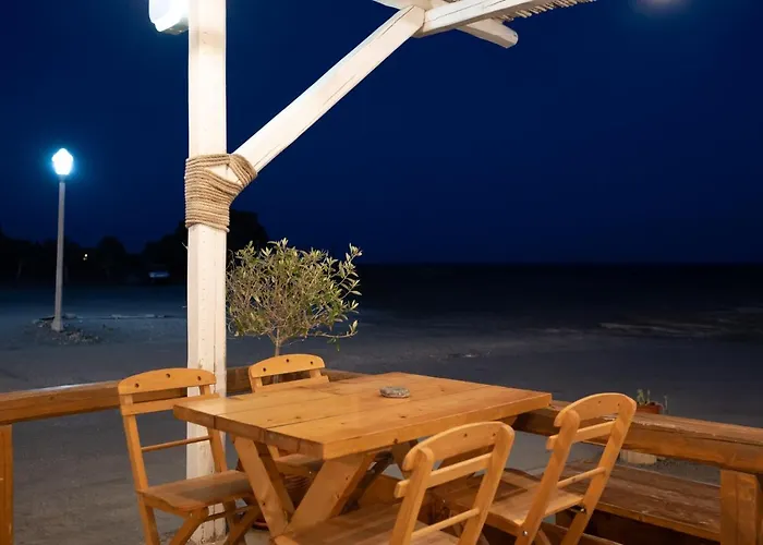 Lighthouse Boutique Hotel *