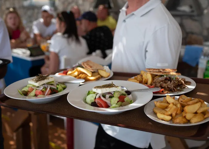 Lighthouse Boutique *