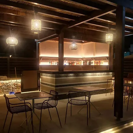 Light House Boutique * Прасониси